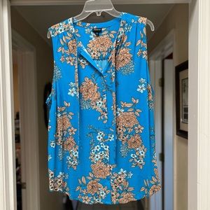 Crepe Tie-Front Button-Up Sleeveless Blouse Torrid 2